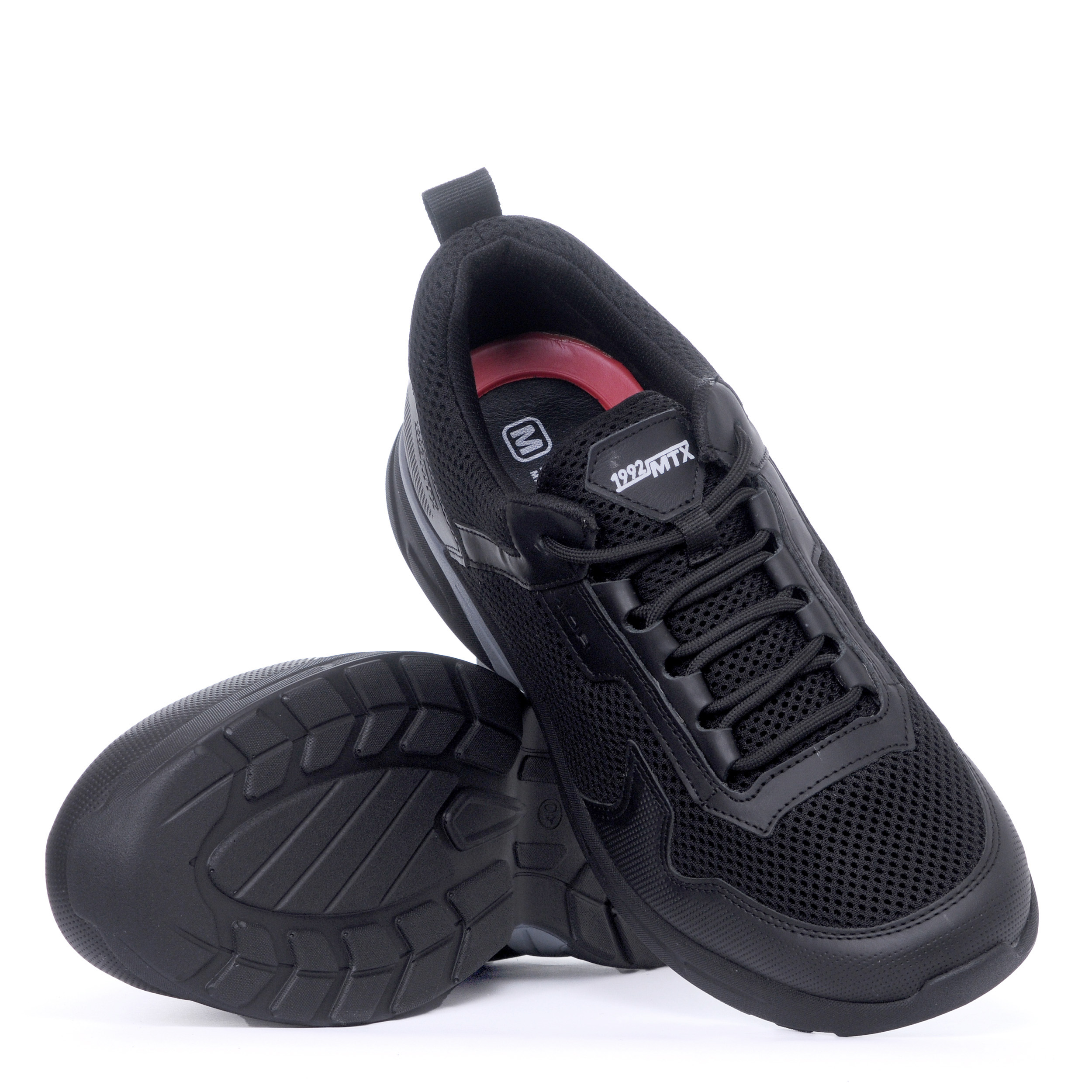 Кросівки чоловічі