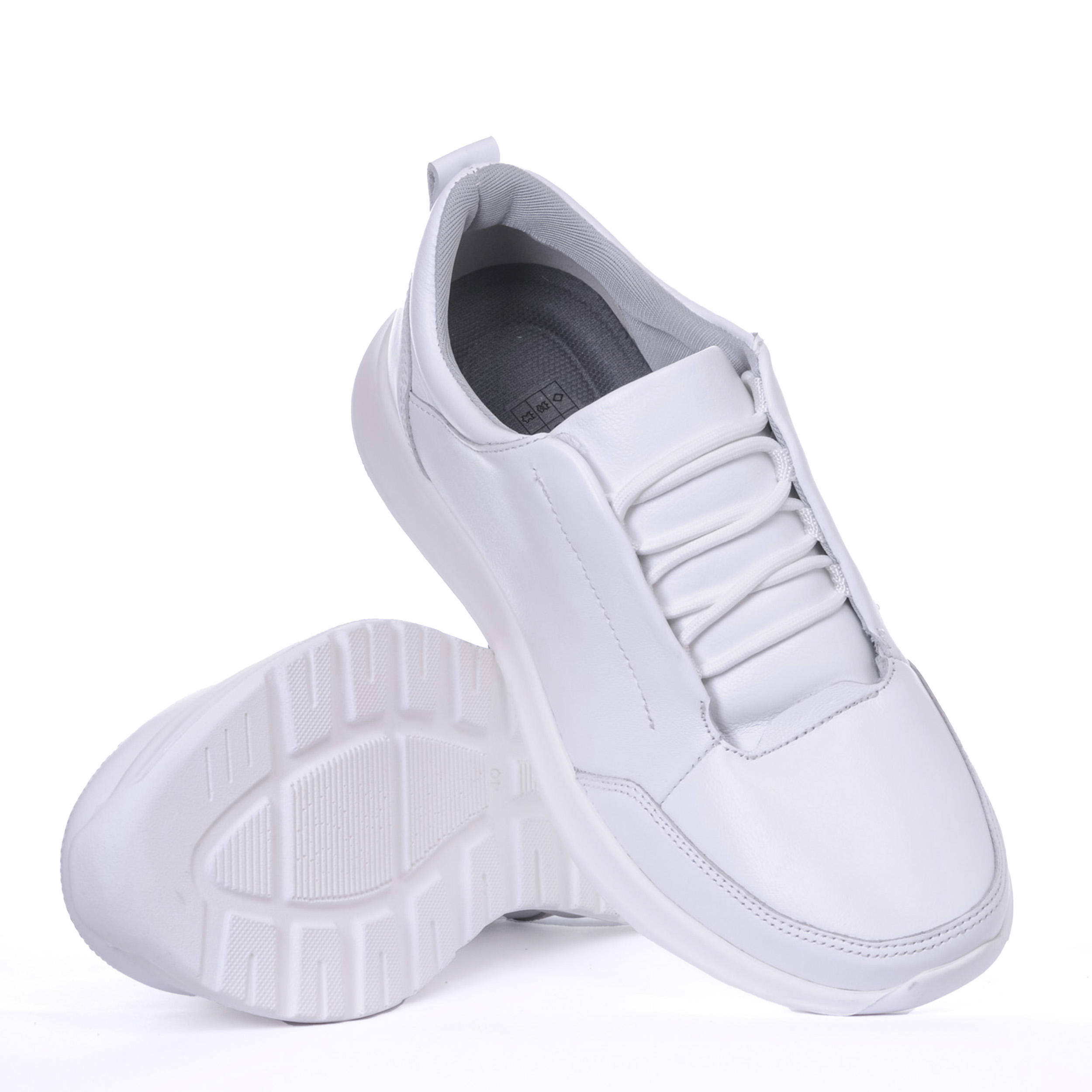 Кросівки  чоловічі